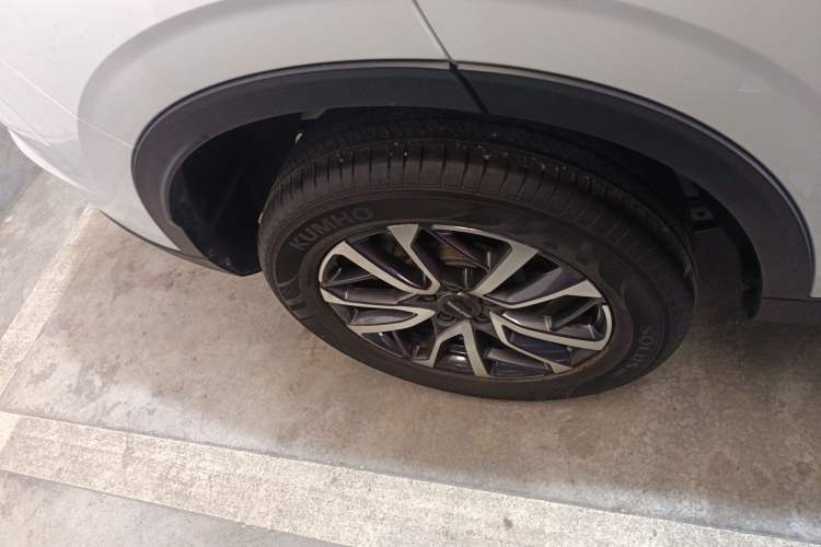 Used Haval H6 2022 3rd Generation 1.5T Automatic Two-Wheel Drive Pro Right Rear Wheel Hub