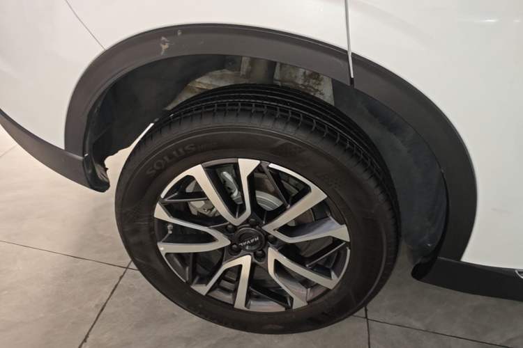 Used Haval H6 2022 3rd Generation 1.5T Automatic Two-Wheel Drive Max Right Rear Wheel Hub