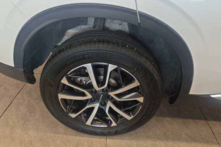 Used Haval H6 2022 3rd Generation 1.5T Automatic Two-Wheel Drive Pro Right Rear Wheel Hub
