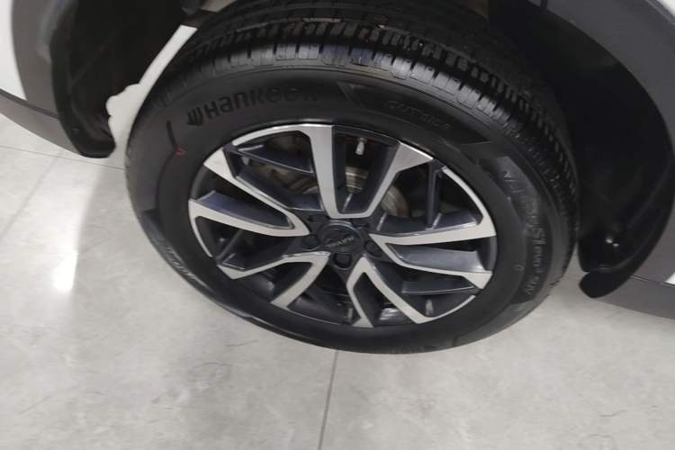Used Haval H6 2022 3rd Generation 1.5T Automatic Two-Wheel Drive Pro Right Rear Wheel Hub