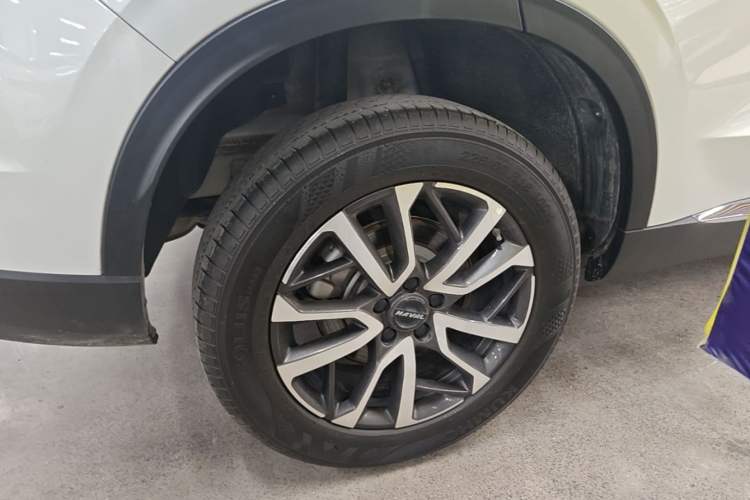 Used Haval H6 2022 3rd Generation 1.5T Automatic Two-Wheel Drive Pro Right Rear Wheel Hub
