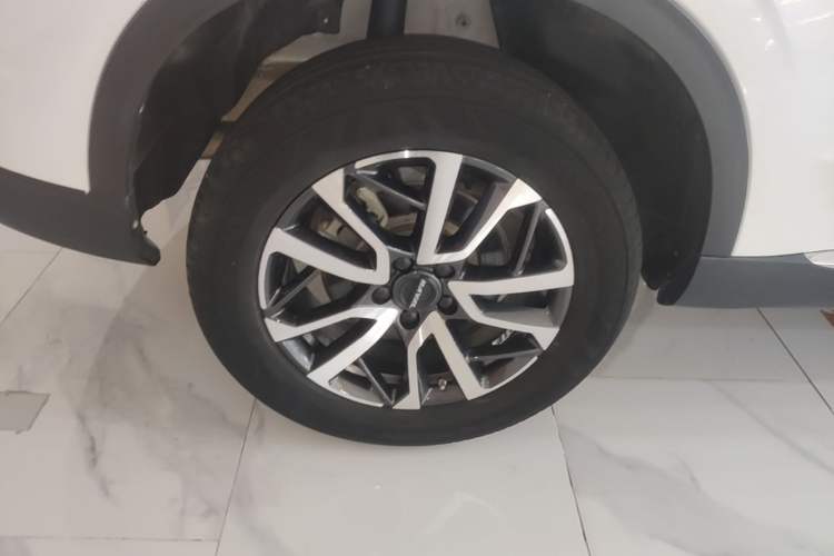Used Haval H6 2022 3rd Generation 1.5T Automatic Two-Wheel Drive Pro Right Rear Wheel Hub