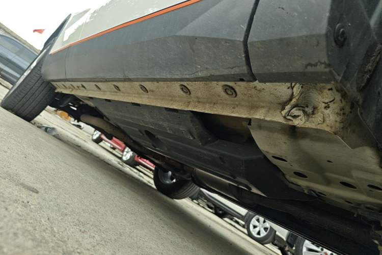 Used Haval H6 2022 3rd Generation 1.5T Automatic Two-Wheel Drive Supreme+ Right Side Sill