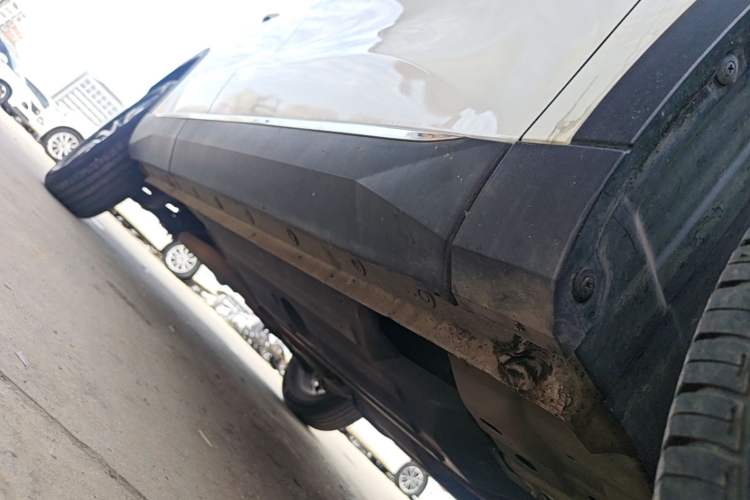 Used Haval H6 2022 3rd Generation 1.5T Automatic Two-Wheel Drive Max Right Side Sill
