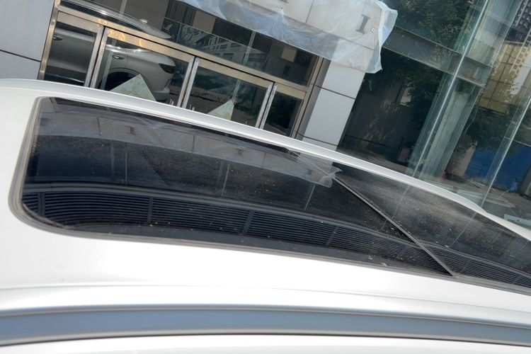 Used Haval H6 2022 Third Generation 1.5T DHT Roof