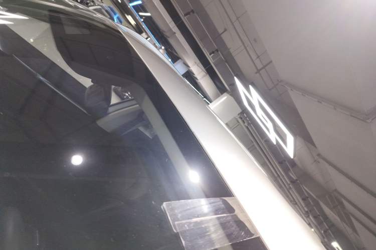 Used Haval H6 2022 Third Generation 1.5T DHT Roof