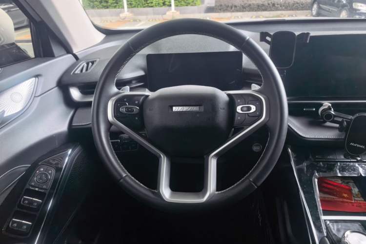 Used Haval H6 2022 3rd Generation 1.5T Automatic Two-Wheel Drive Max Steering Wheel