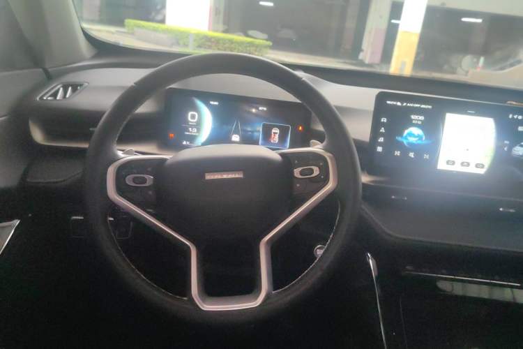 Used Haval H6 2022 3rd Generation 1.5T Automatic Two-Wheel Drive Max Steering Wheel