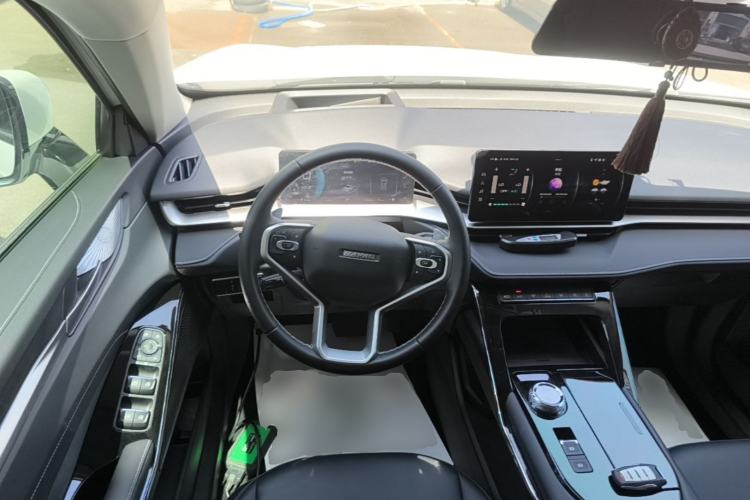 Used Haval H6 2022 3rd Generation 1.5T Automatic Two-Wheel Drive Max Steering Wheel