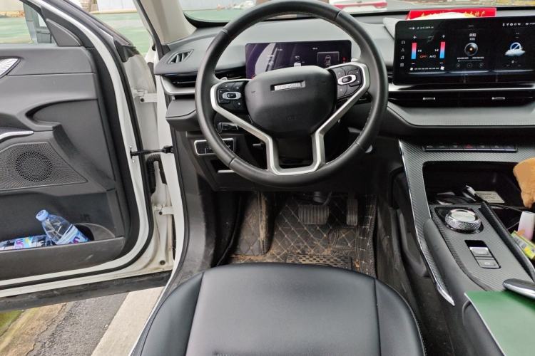 Used Haval H6 2022 3rd Generation 1.5T Automatic Two-Wheel Drive Max Steering Wheel