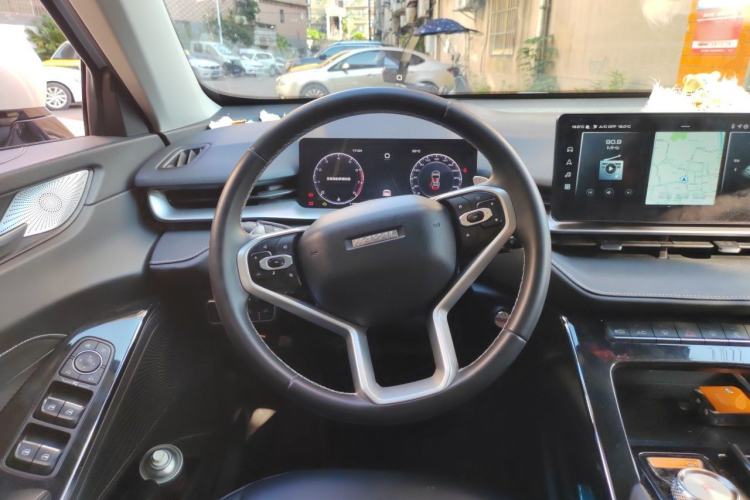 Used Haval H6 2022 3rd Generation 1.5T Automatic Two-Wheel Drive Max Steering Wheel