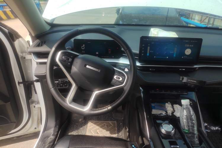 Used Haval H6 2022 3rd Generation 1.5T Automatic Two-Wheel Drive Max Steering Wheel