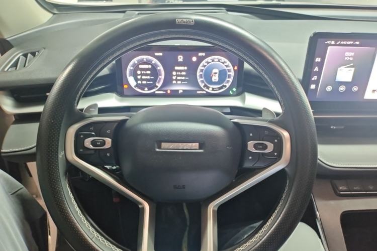 Used Haval H6 2022 3rd Generation 1.5T Automatic Two-Wheel Drive Max Steering Wheel