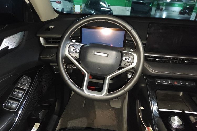 Used Haval H6 2022 3rd Generation 1.5T Automatic Two-Wheel Drive Max Steering Wheel