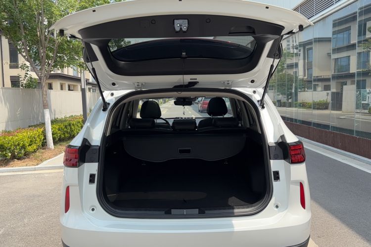 Used Haval H6 2022 Third Generation 1.5T DHT Trunk