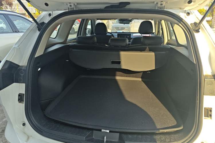 Used Haval H6 2022 Third Generation 1.5T DHT Trunk