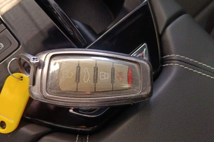 Used Haval H6 2022 3rd Generation 1.5T Automatic Two-Wheel Drive Pro Vehicle Key