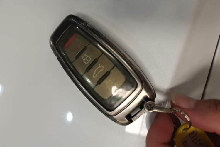 Used Haval H6 2022 3rd Generation 1.5T Automatic Two-Wheel Drive Pro Vehicle Key
