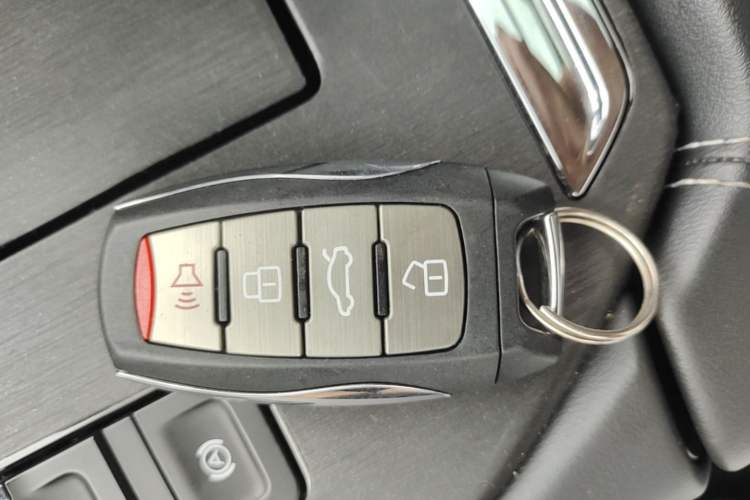 Used Haval H6 2022 3rd Generation 1.5T Automatic Two-Wheel Drive Max Vehicle Key