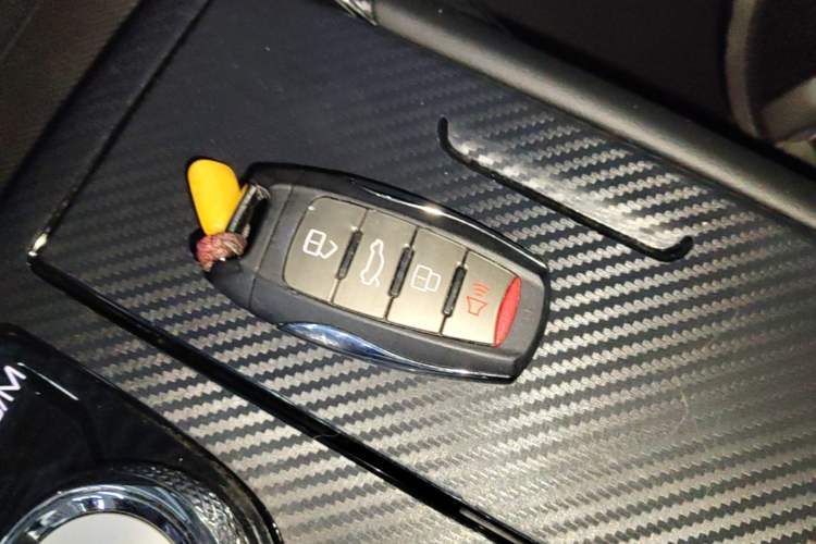 Used Haval H6 2022 3rd Generation 1.5T Automatic Two-Wheel Drive Max Vehicle Key