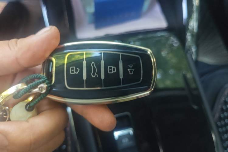 Used Haval H6 2022 3rd Generation 1.5T Automatic Two-Wheel Drive Max Vehicle Key