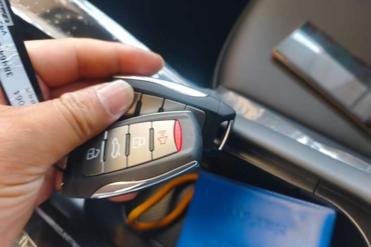 Used Haval H6 2022 3rd Generation 1.5T Automatic Two-Wheel Drive Max Vehicle Key