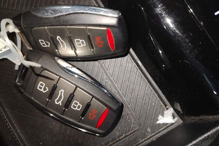 Used Haval H6 2022 3rd Generation 1.5T Automatic Two-Wheel Drive Pro Vehicle Key