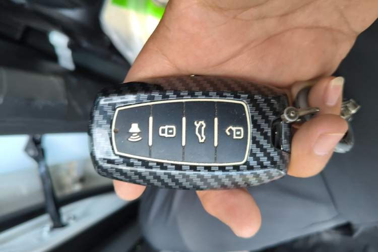 Used Haval H6 2022 3rd Generation 1.5T Automatic Two-Wheel Drive Max Vehicle Key