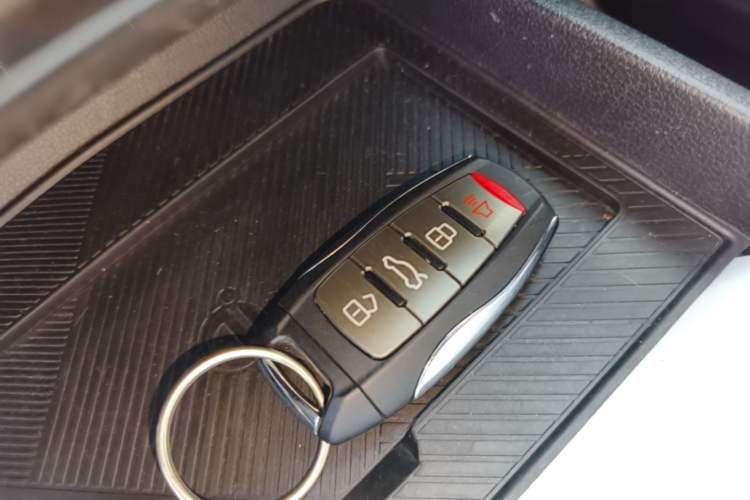 Used Haval H6 2022 3rd Generation 1.5T Automatic Two-Wheel Drive Max Vehicle Key