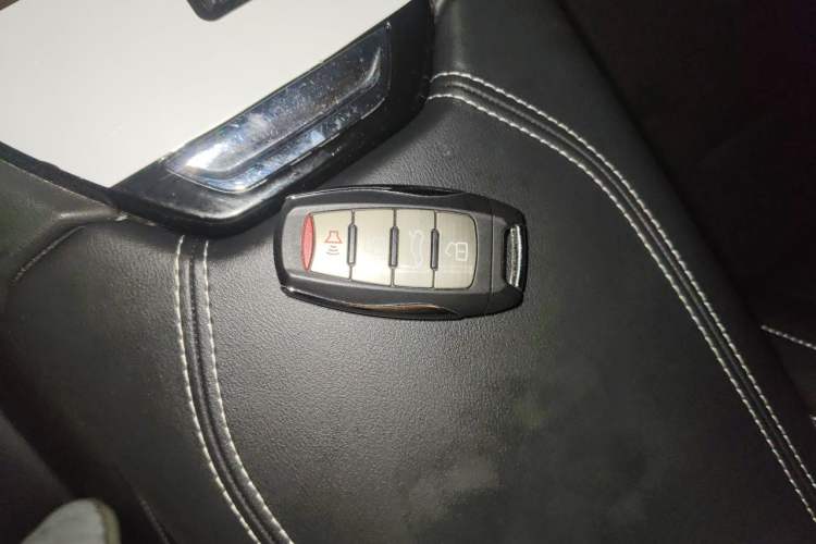 Used Haval H6 2022 3rd Generation 1.5T Automatic Two-Wheel Drive Pro Vehicle Key