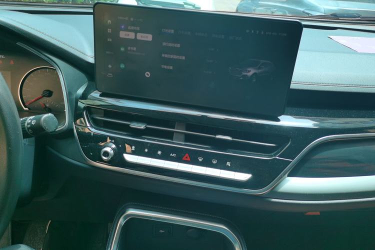 Used Haval H6 2023 National Trend Edition 1.5T Automatic Urban Version Audio And AC Panel