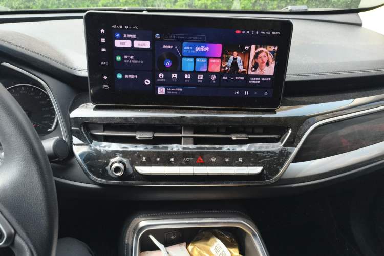 Used Haval H6 2023 National Trend Edition 1.5T Automatic Urban Version Audio And AC Panel