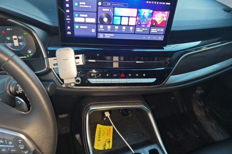 Used Haval H6 2023 National Trend Edition 1.5T Automatic Champion Version Audio And AC Panel