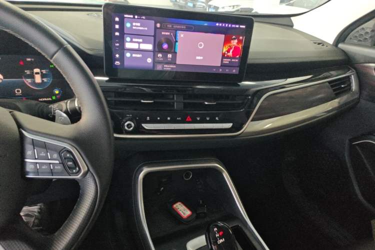 Used Haval H6 2023 National Trend Edition 1.5T Automatic Champion Version Audio And AC Panel