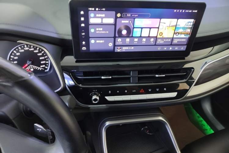 Used Haval H6 2023 National Trend Edition 1.5T Automatic Urban Version Audio And AC Panel