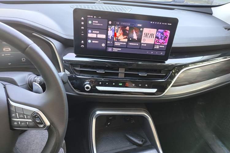 Used Haval H6 2023 National Trend Edition 1.5T Automatic Champion Version Audio And AC Panel