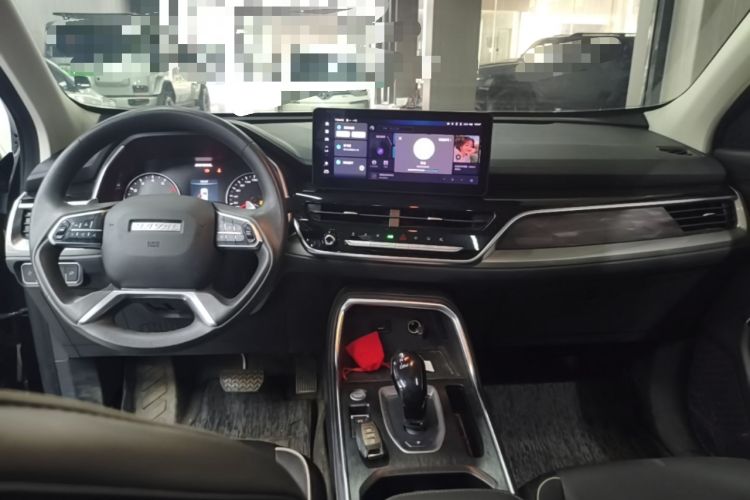 Used Haval H6 2023 National Trend Edition 1.5T Automatic Urban Version Center Console