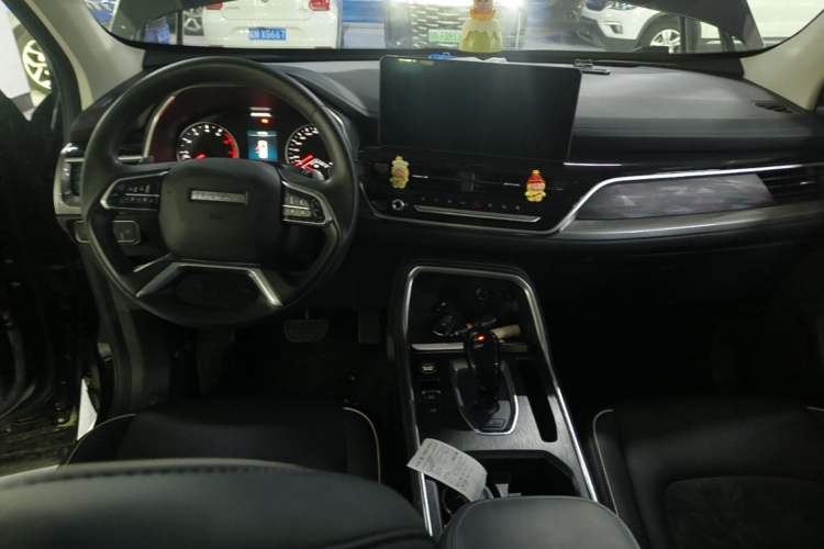 Used Haval H6 2023 National Trend Edition 1.5T Automatic Urban Version Center Console