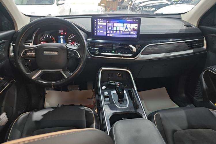 Used Haval H6 2023 National Trend Edition 1.5T Automatic Urban Version Center Console