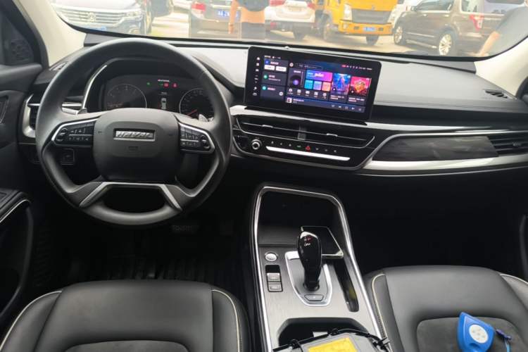 Used Haval H6 2023 National Trend Edition 1.5T Automatic Urban Version Center Console