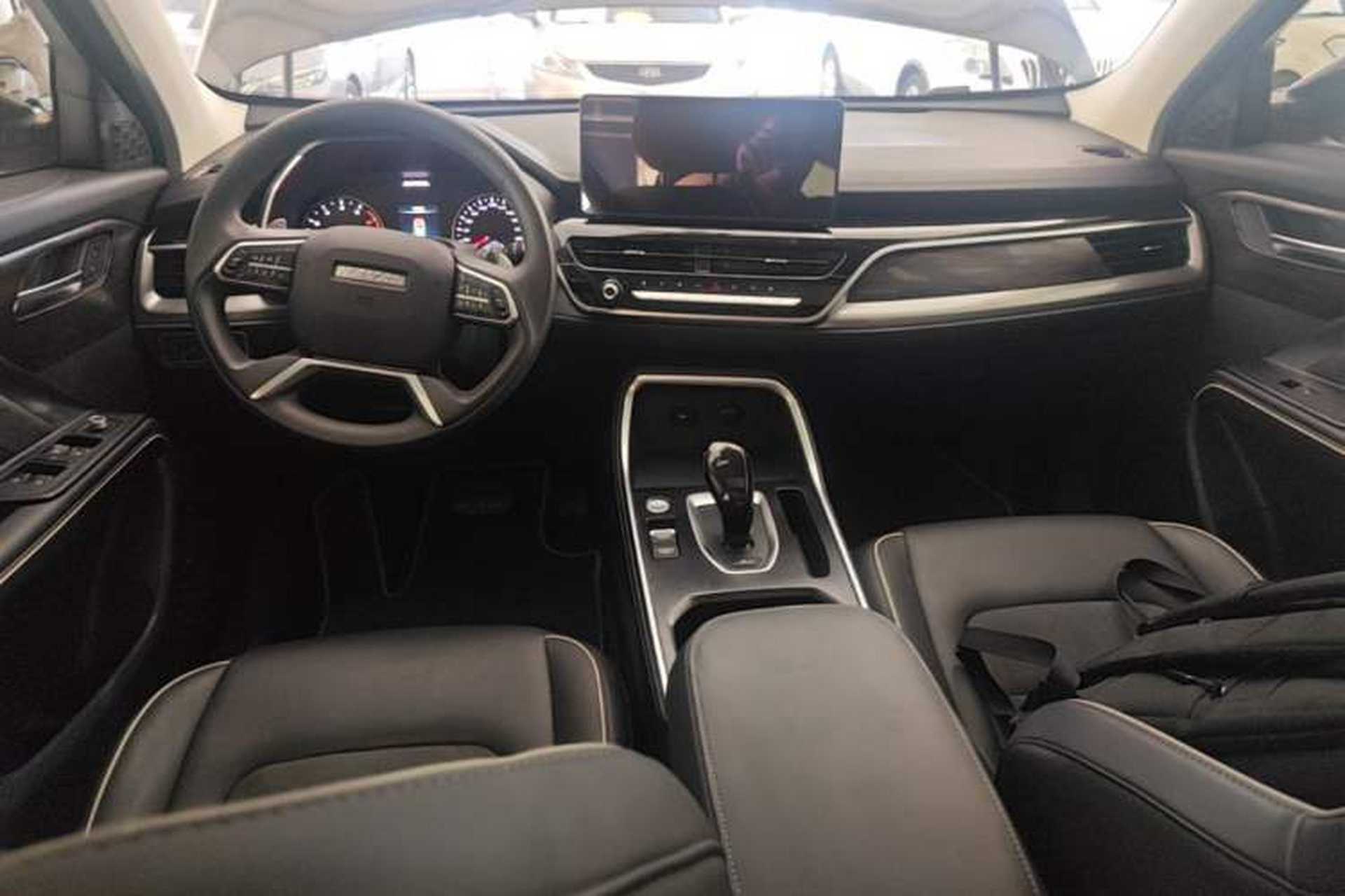 Used Haval H6 2023 National Trend Edition 1.5T Automatic Urban Version Center Console