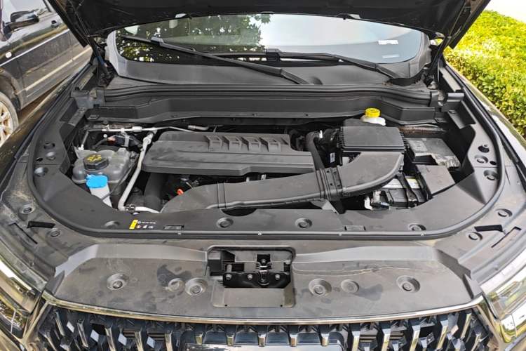 Used Haval H6 2023 National Trend Edition 1.5T Automatic Urban Version Engine Bay