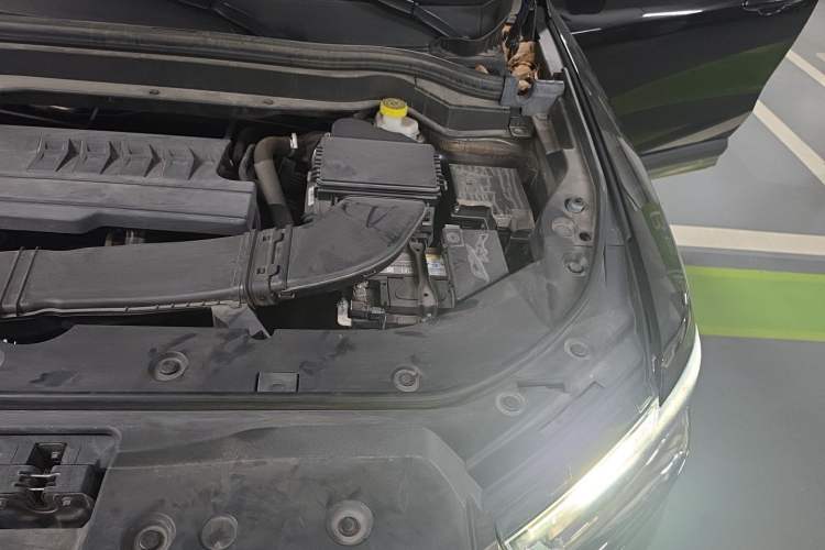Used Haval H6 2023 National Trend Edition 1.5T Automatic Urban Version Engine Bay Left