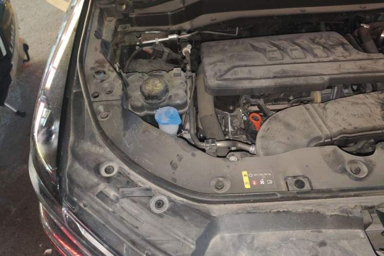 Used Haval H6 2023 National Trend Edition 1.5T Automatic Champion Version Engine Bay Right