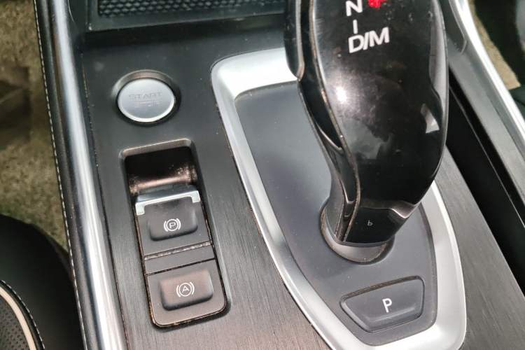 Used Haval H6 2023 National Trend Edition 1.5T Automatic Urban Version Gear Lever
