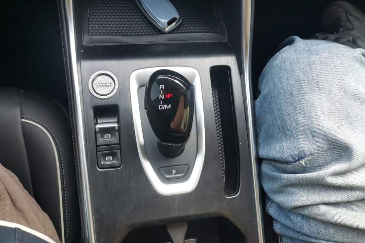 Used Haval H6 2023 National Trend Edition 1.5T Automatic Urban Version Gear Lever