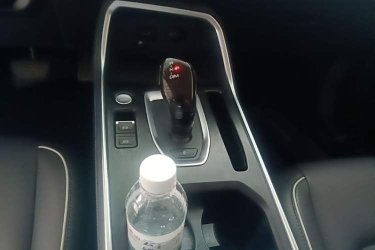 Used Haval H6 2023 National Trend Edition 1.5T Automatic Urban Version Gear Lever
