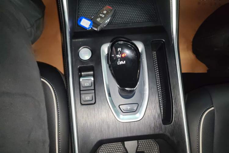 Used Haval H6 2023 National Trend Edition 1.5T Automatic Urban Version Gear Lever