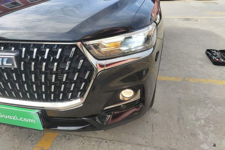 Used Haval H6 2023 National Trend Edition 1.5T Automatic Champion Version Left Front Headlight
