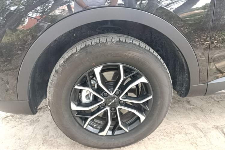 Used Haval H6 2023 National Trend Edition 1.5T Automatic Urban Version Left Front Wheel Hub